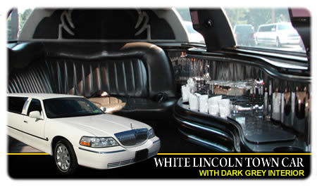 Lincoln Town Car With Dark Interior For 8 Passengers